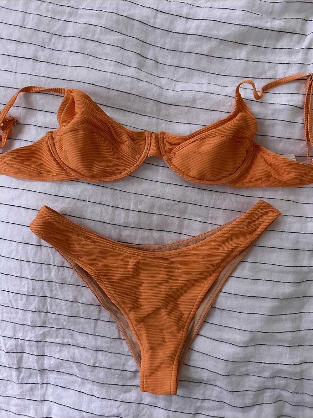 Women's Mango Ribbed Underwire Bikini Set